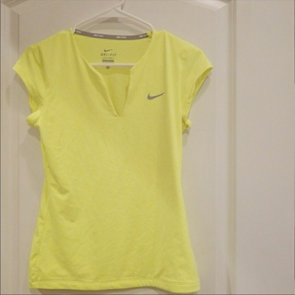 Nike Tops - Nike Dri-Fit Shirt